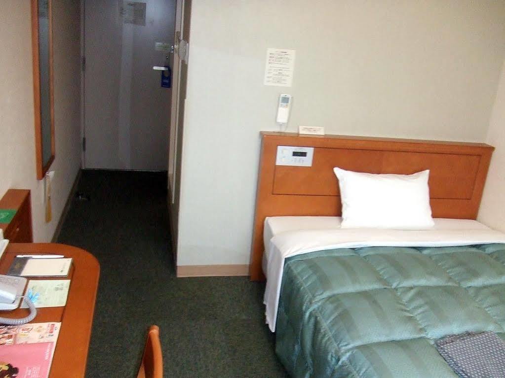 Hotel Route-Inn Fukaya Ekimae Extérieur photo